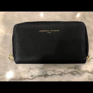 Adrienne Vittadini Wallet Pockets